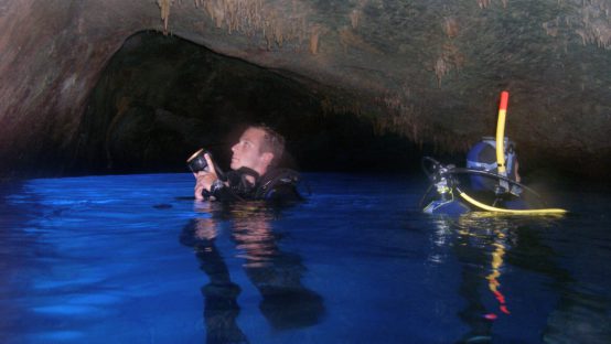 cave diving spot 03